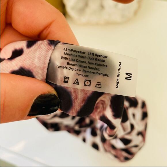 3/$20 NEW SHEIN Black White Leopard Cheetah Cheeky Swim Bikini Bottom Swimsuit M - Picture 4 of 5